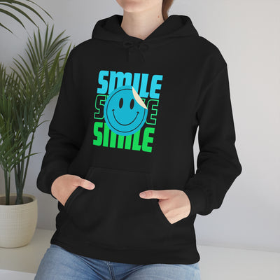 Smile - Unisex Heavy Blend™ Hooded Sweatshirt